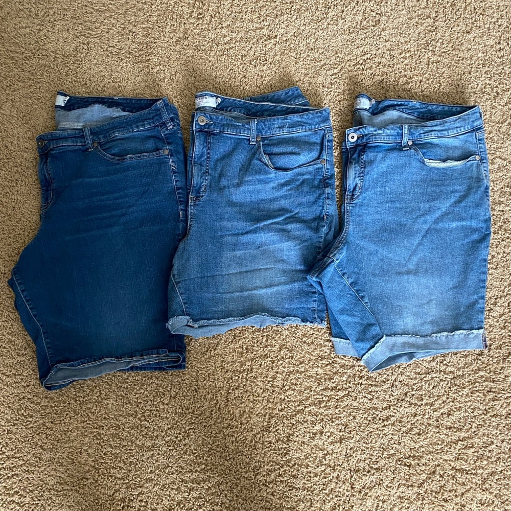 Size 26 shorts lot